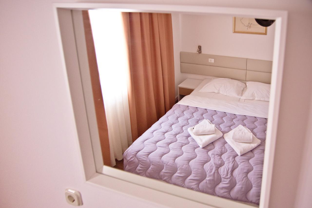 Hotel No-1 Medugorje Bagian luar foto